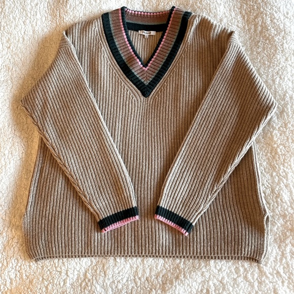 MADEWELL 	tipped forrest v-neck sweater (never worn!) Large - Picture 4 of 6
